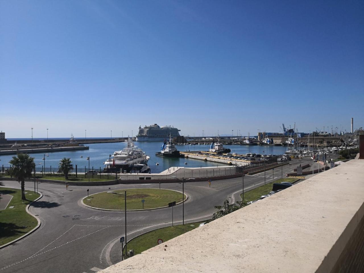 Casa Cavallotti - Modern Apartment Between Train Station And Port Civitavecchia Εξωτερικό φωτογραφία